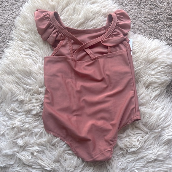 NWT ruffle swimsuit - Picture 2 of 5
